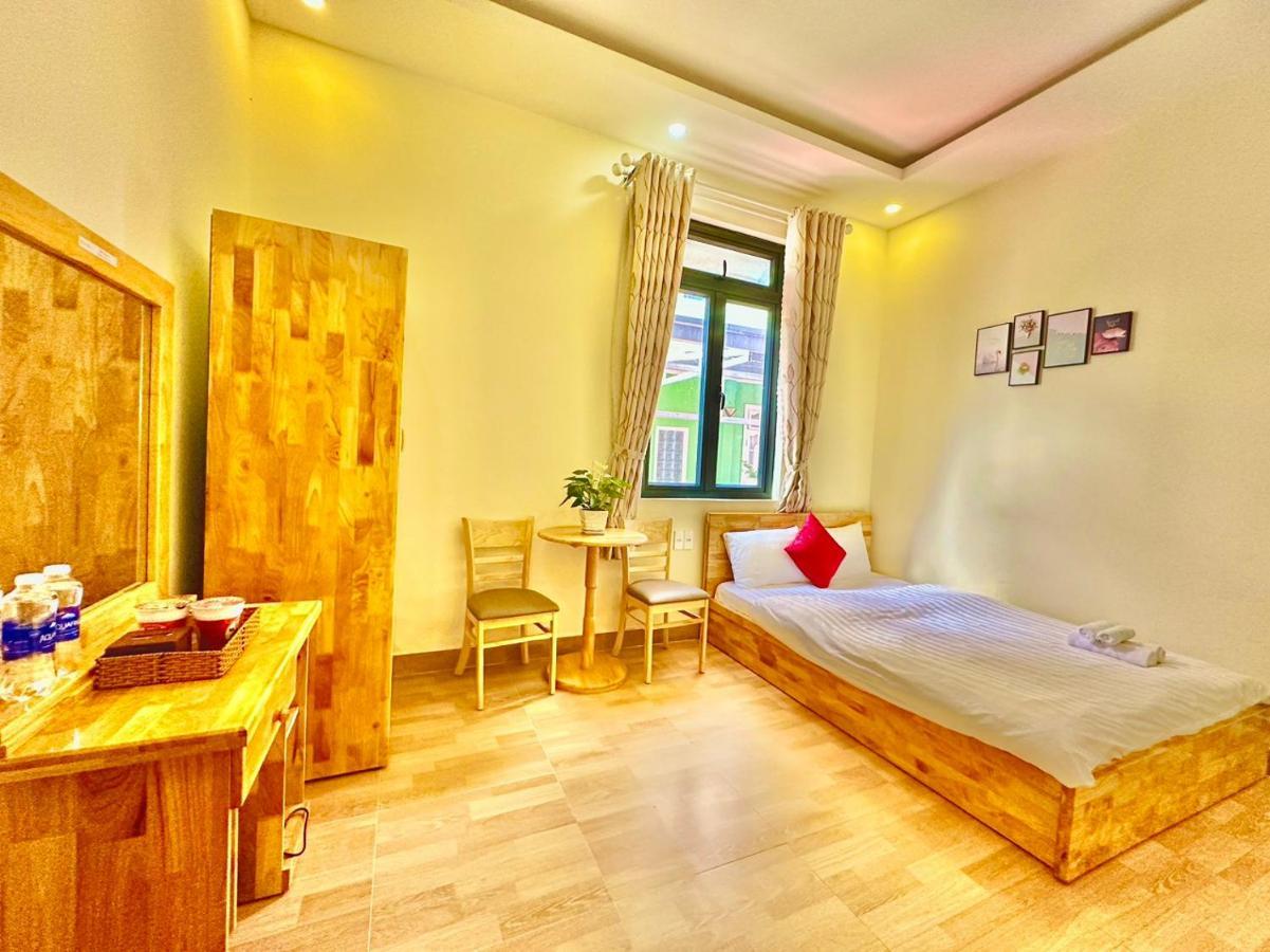Khach San Minh Ha Da Lat Hotel Buitenkant foto